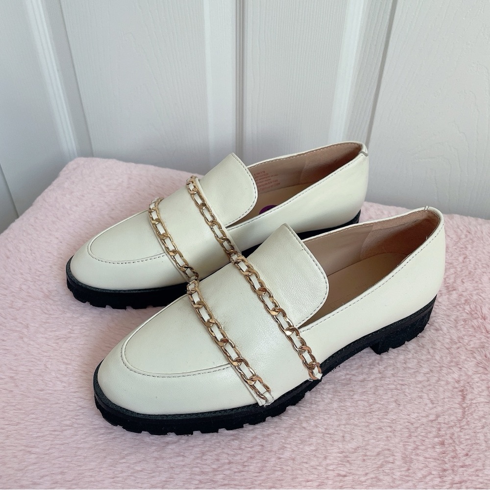 Karl Lagerfeld ivory colored loafers with gold chains